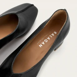 Czółenka|Balagan Apulia Czółenka, Czarny