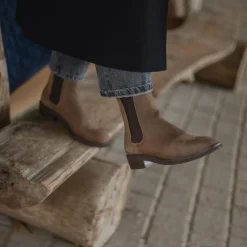 Sztyblety|Balagan Arava Sztyblety, Woskowany Braz