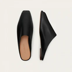 Klapki|Balagan Bayit Klapki, Czarny