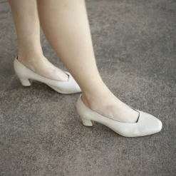 Czółenka|Balagan Dvora Czółenka, Kremowy