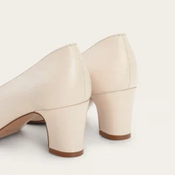 Czółenka|Balagan Dvora Czółenka, Kremowy