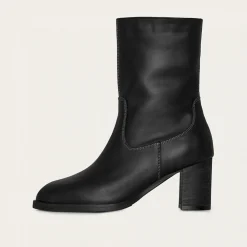 Botki|Balagan Gawoa Botki, Czarny