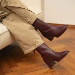 Botki|Balagan Gerev Botki, Baklazan