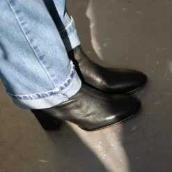 Botki|Balagan Gerev Botki, Czarny