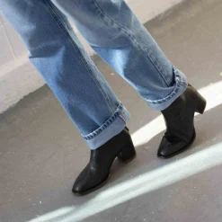 Botki|Balagan Gerev Botki, Czarny