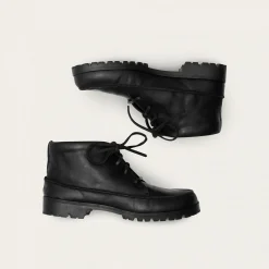 Botki|Balagan Geva Botki, Czarny Rustykalny