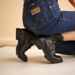 Botki|Balagan Har Botki, Czarny