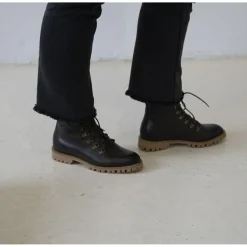 Botki|Balagan Har Botki, Woskowany Braz