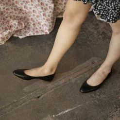 Baleriny|Balagan Mishor Baleriny, Czarny