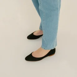 Baleriny|Balagan Mishor Baleriny, Czarny Zamsz