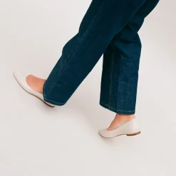 Baleriny|Balagan Mishor Baleriny, Kremowy