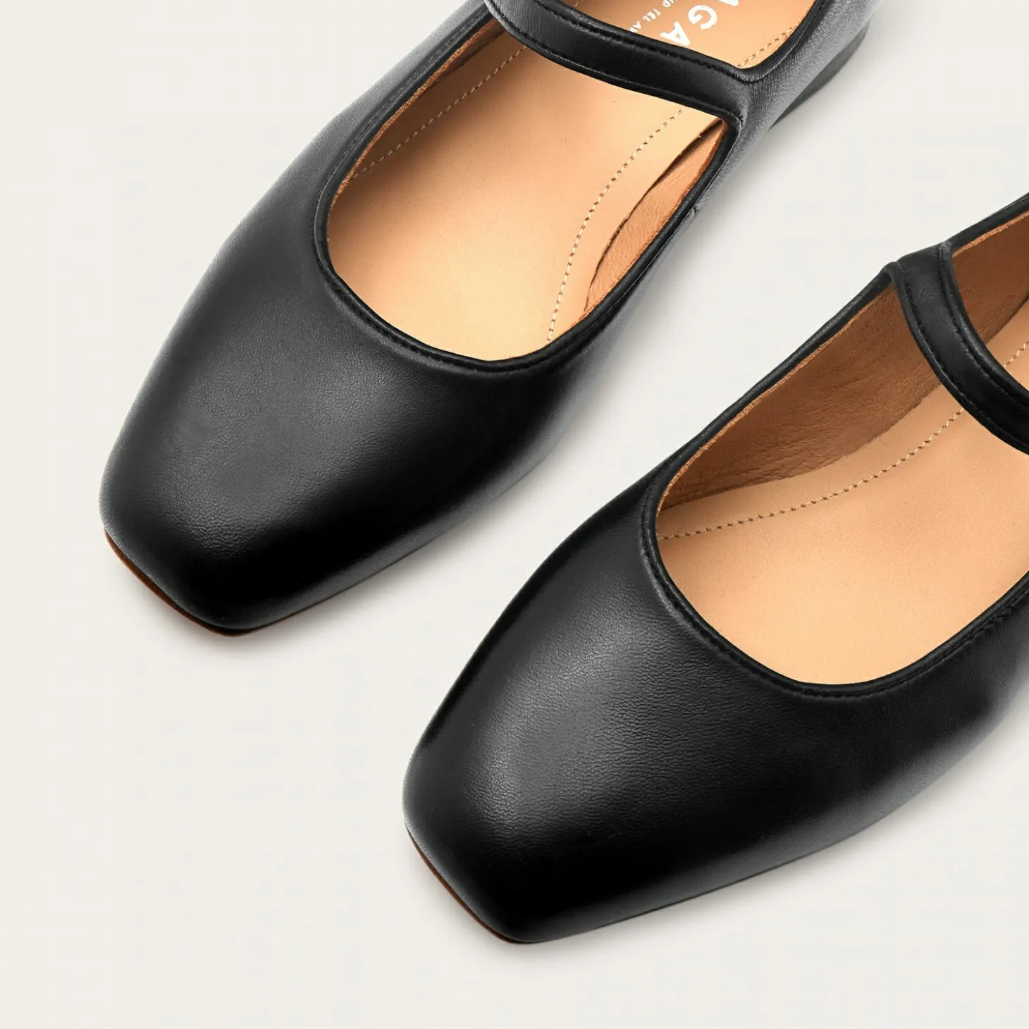 Baleriny|Balagan Pass Baleriny, Czarny