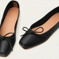 Baleriny|Balagan Prima Baleriny, Czarny