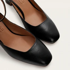 Czółenka|Balagan Sira Czółenka, Czarny