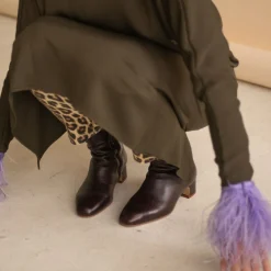 Botki|Balagan Stav Botki, Ciemny Braz