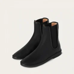 Sztyblety|Balagan Sviva Botki, Czarny