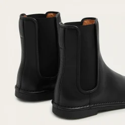 Sztyblety|Balagan Sviva Botki, Czarny