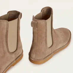 Sztyblety|Balagan Sviva Botki, Marrone