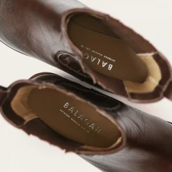 Sztyblety|Balagan Ukaf Botki, Ciemny Braz