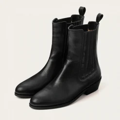 Sztyblety|Balagan Ukaf Botki, Czarny