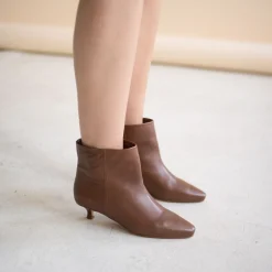 Botki|Balagan Vared Botki, Karmelowy