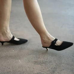 Klapki|Balagan Vera Klapki, Czarny Zamsz