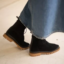 Botki|Balagan Yaar Botki, Czarny Welur